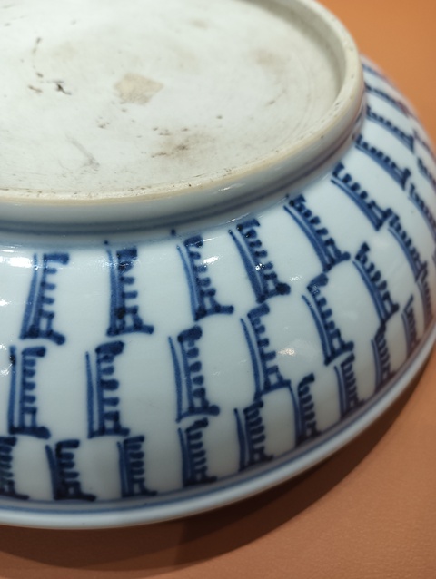 古玩陶瓷青花百壽紋臥盤拍賣，當前價格0元