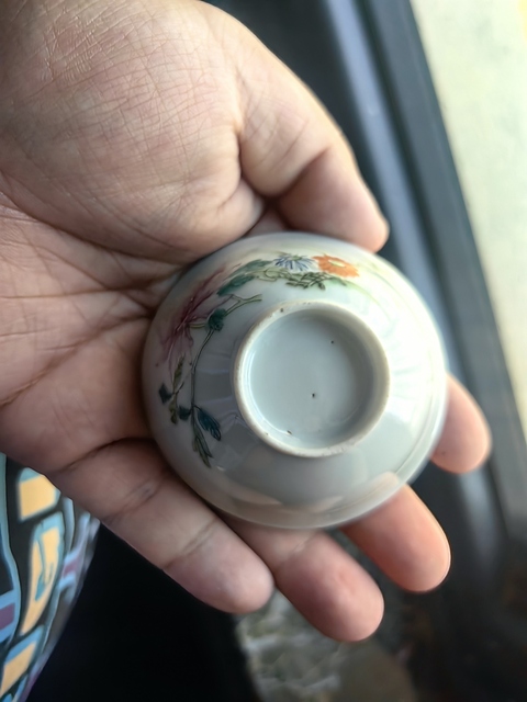 古玩陶瓷民國(guó) 粉彩花卉紋杯真品鑒賞圖