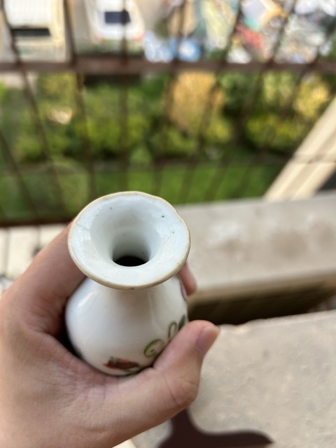 古玩陶瓷粉彩瓶真品鑒賞圖
