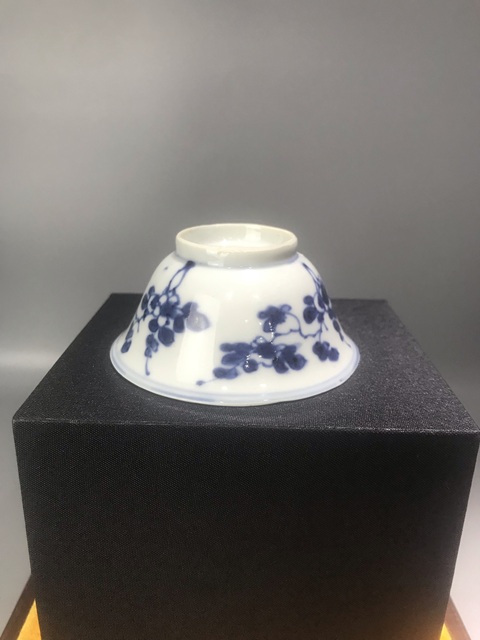 古玩陶瓷(精品主人杯)清-康熙-瑞果折枝花卉紋-主人杯拍賣,當(dāng)前價格826元