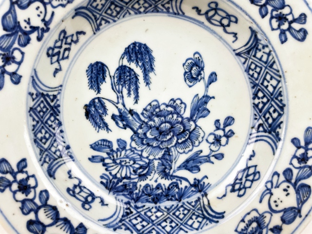 古玩陶瓷清康熙·青花柳樹折沿盤拍賣，當前價格228元
