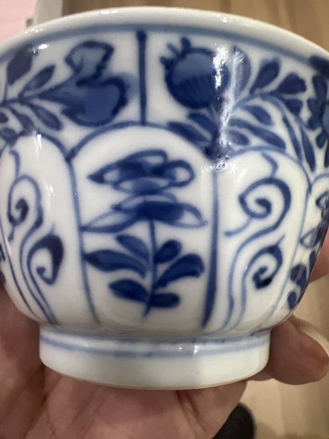 古玩陶瓷青花花卉紋杯真品鑒賞圖