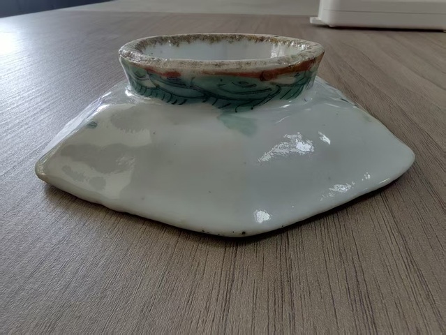 古玩陶瓷粉彩花卉紋貢盤真品鑒賞圖