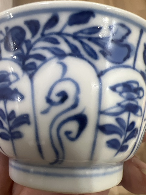古玩陶瓷青花花卉紋杯真品鑒賞圖