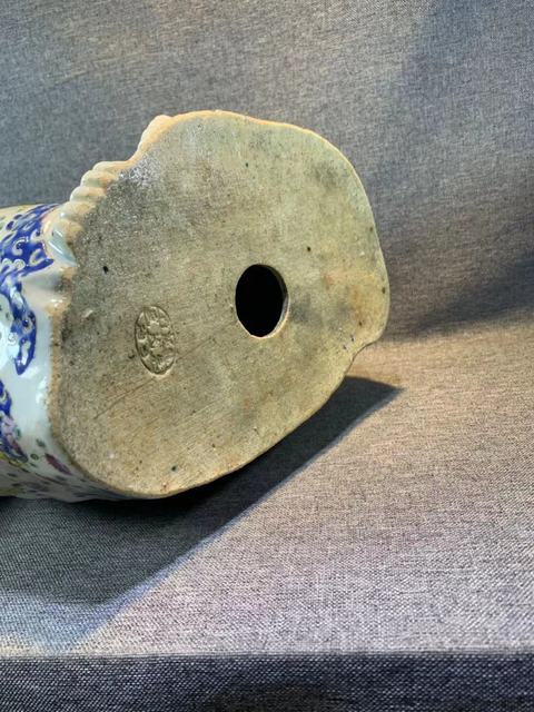 古玩陶瓷五子鬧佛粉彩塑像真品鑒賞圖