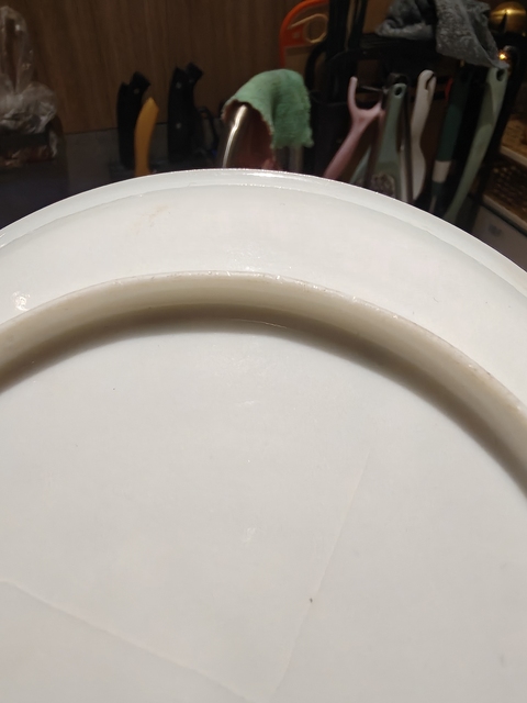 古玩陶瓷19世紀 粉彩花卉紋盤真品鑒賞圖