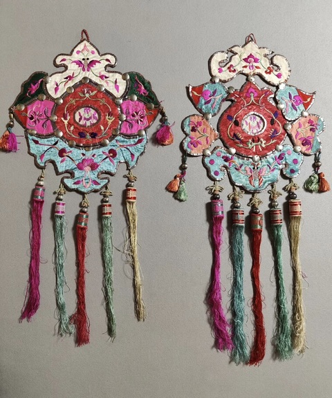 古玩雜項(xiàng)刺繡掛飾真品鑒賞圖