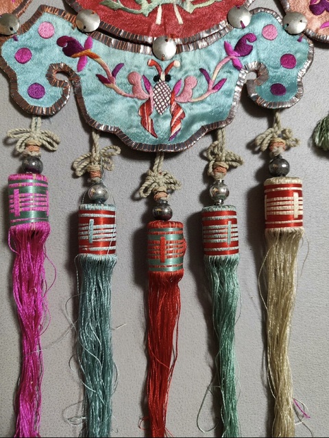 古玩雜項(xiàng)刺繡掛飾真品鑒賞圖