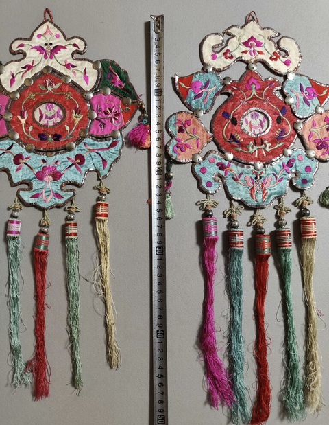 古玩雜項(xiàng)刺繡掛飾真品鑒賞圖