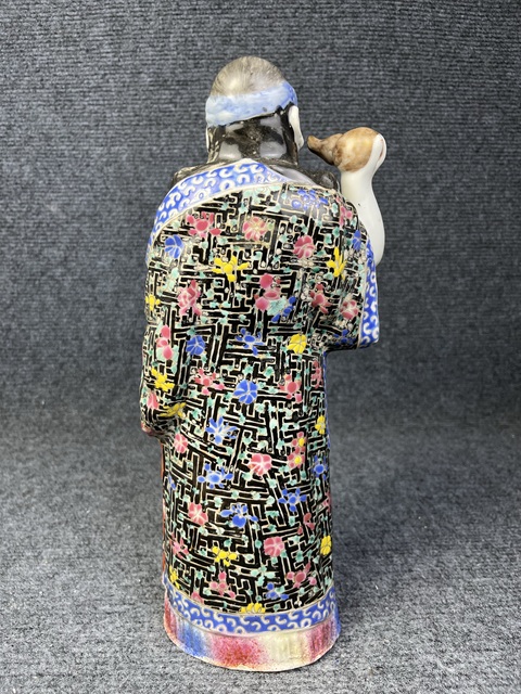 古玩陶瓷粉彩鐵拐李塑像真品鑒賞圖