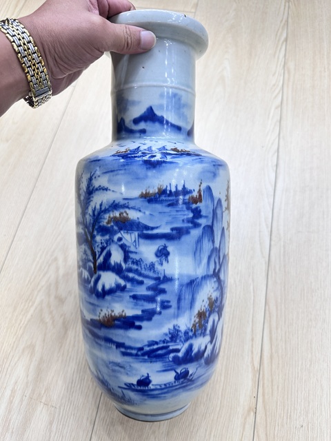 古玩陶瓷青花釉里紅山水紋棒槌瓶真品鑒賞圖
