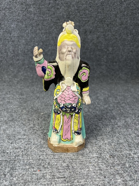 古玩陶瓷粉彩人物塑像拍賣，當前價格1588元