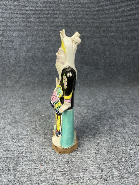 古玩陶瓷粉彩人物塑像拍賣，當前價格1588元