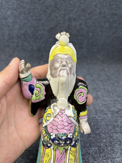 古玩陶瓷粉彩人物塑像拍賣，當前價格1588元