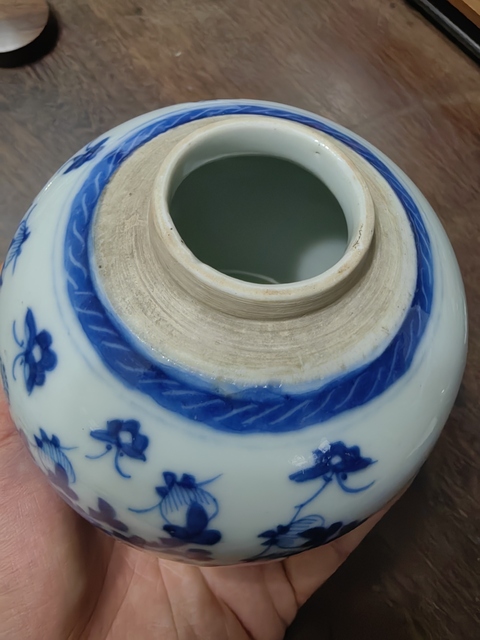 古玩陶瓷青花花碟紋罐真品鑒賞圖