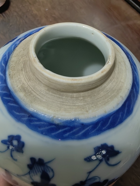古玩陶瓷青花花碟紋罐真品鑒賞圖