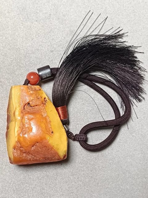 古玩玉器天然蜜蠟掛件真品鑒賞圖