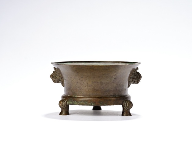 古玩銅器獸耳三足爐真品鑒賞圖
