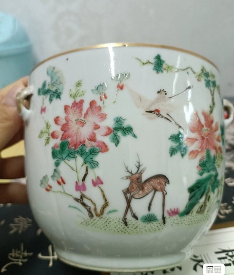 古玩陶瓷粉彩鶴鹿同春蓋缸真品鑒賞圖