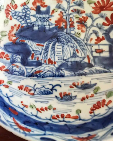 古玩陶瓷青花加彩花卉紋盤真品鑒賞圖