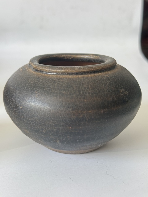古玩陶瓷晚唐黑釉唇口罐真品鑒賞圖