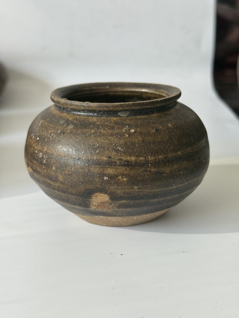 古玩陶瓷唐代黑釉侈口罐真品鑒賞圖