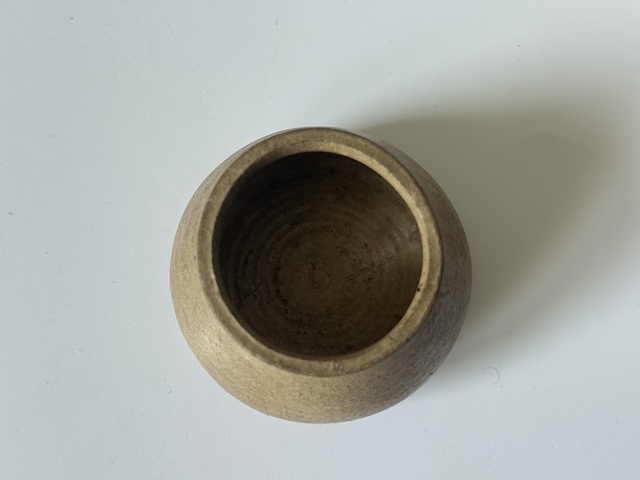 古玩陶瓷戰國原始青瓷折沿盂真品鑒賞圖