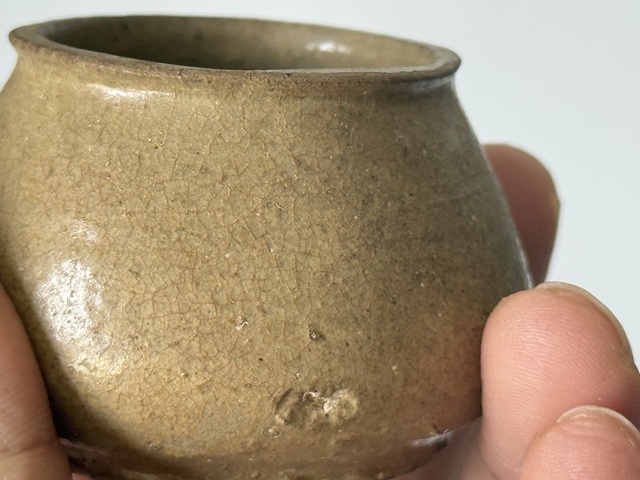 古玩陶瓷戰國原始青瓷折沿盂真品鑒賞圖