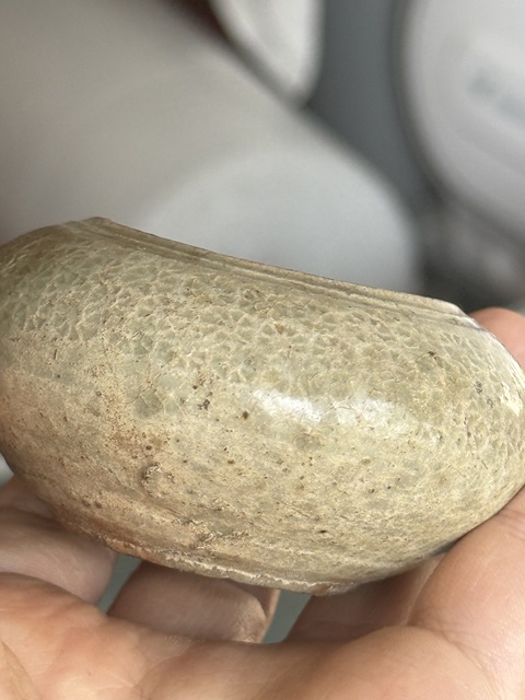 古玩陶瓷西晉越窯印花水盂真品鑒賞圖