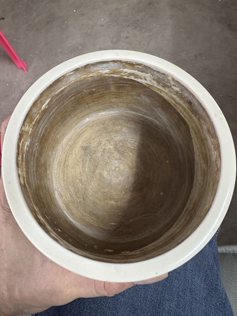 古玩陶瓷明末清初德化窯白釉三足旋紋爐真品鑒賞圖