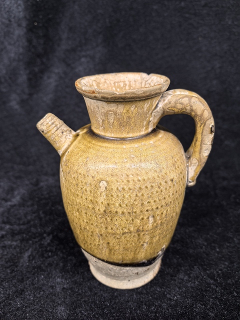 古玩陶瓷壽州窯執(zhí)壺真品鑒賞圖