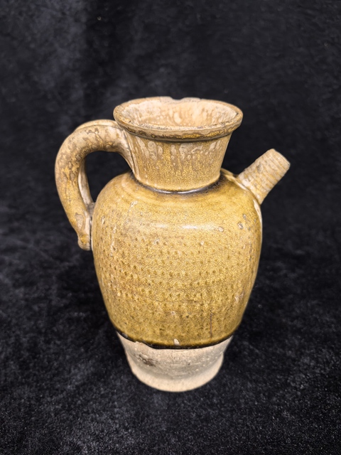古玩陶瓷壽州窯執(zhí)壺真品鑒賞圖
