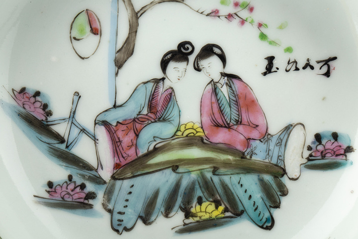 古玩陶瓷民國·粉彩桃花仕女紋盤
拍賣，當前價格0元