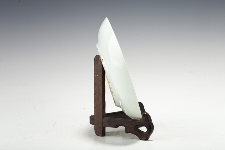 古玩陶瓷民國·粉彩桃花仕女紋盤
拍賣，當前價格0元