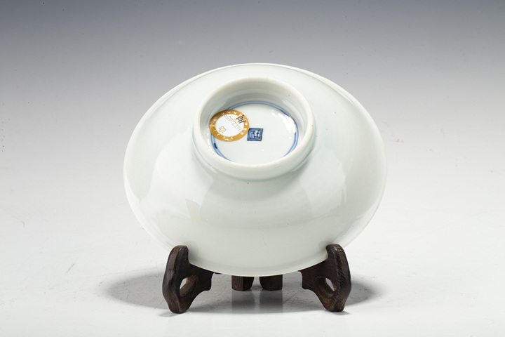 古玩陶瓷清康熙·青花纏枝牡丹紋盤拍賣，當前價格940元