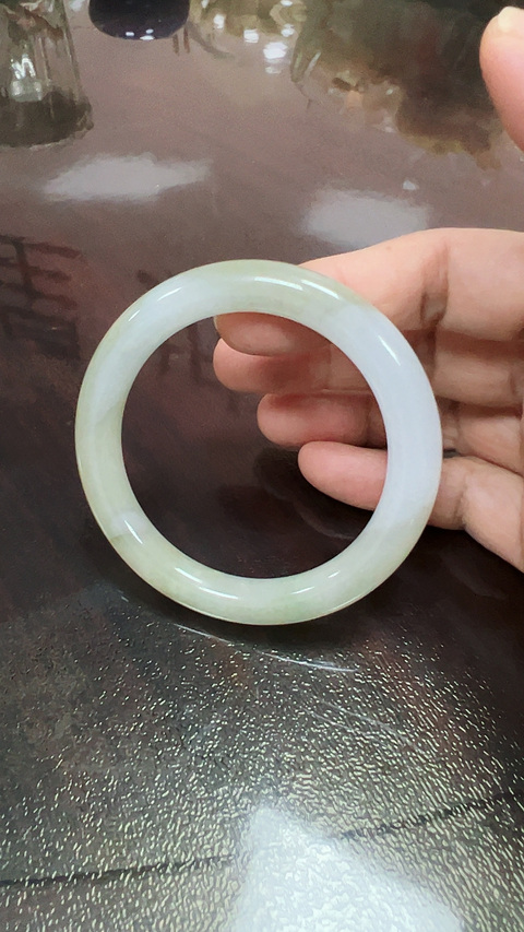 古玩玉器手鐲拍賣，當前價格2100元