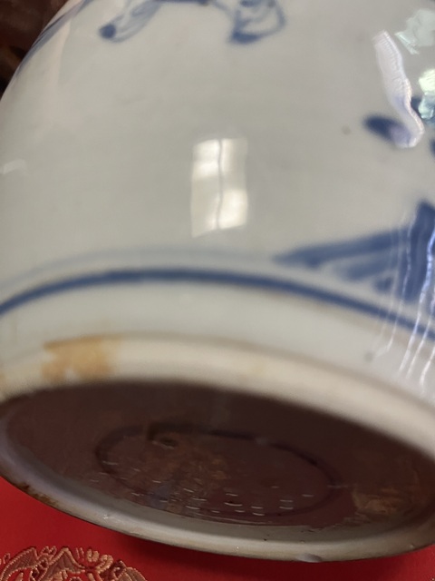 古玩陶瓷人物紋青花罐真品鑒賞圖