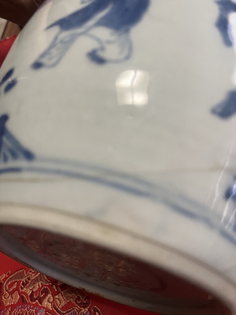 古玩陶瓷人物紋青花罐真品鑒賞圖