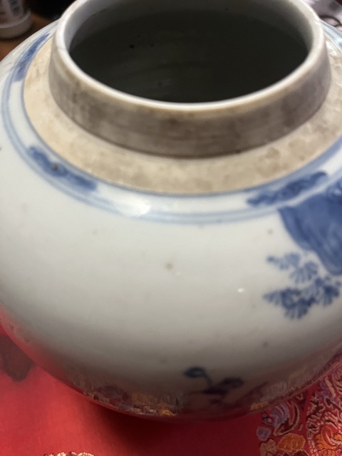古玩陶瓷人物紋青花罐真品鑒賞圖