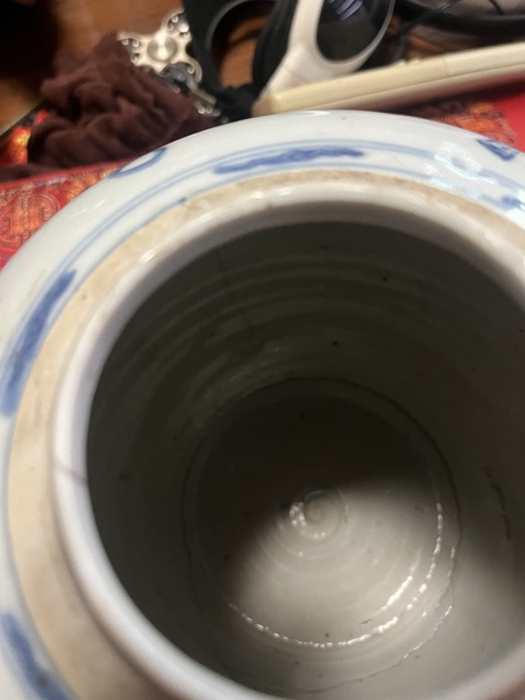 古玩陶瓷人物紋青花罐真品鑒賞圖