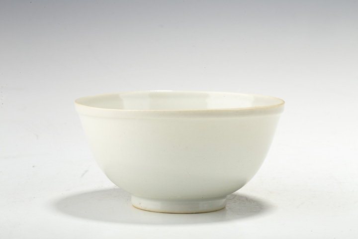 古玩陶瓷清早·白釉唇口碗真品鑒賞圖