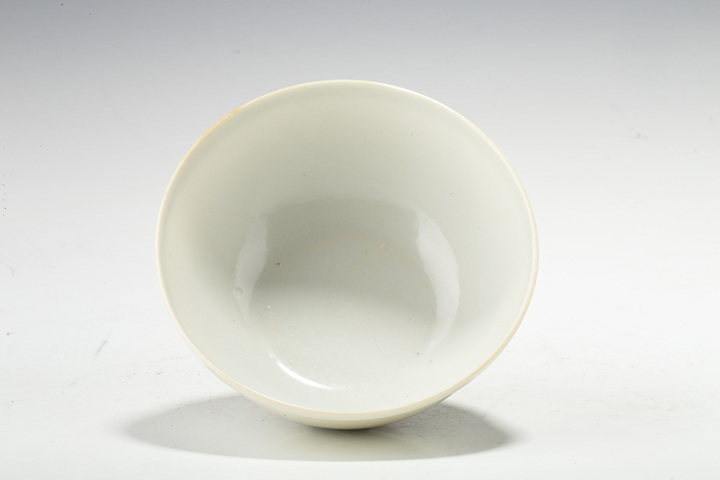 古玩陶瓷清早·白釉唇口碗真品鑒賞圖