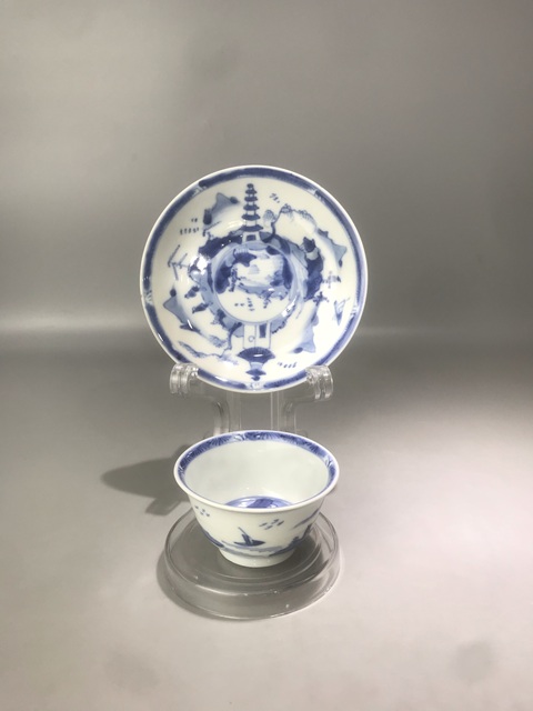 古玩陶瓷通景山水人物紋杯碟真品鑒賞圖