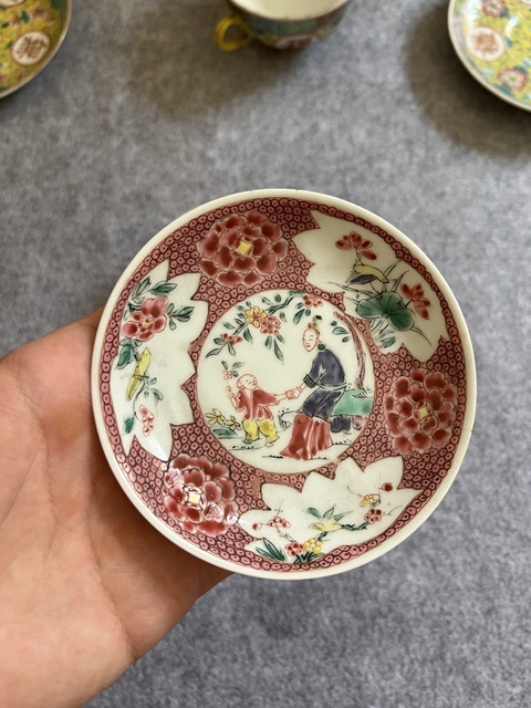 古玩陶瓷粉彩三娘教子圖杯碟真品鑒賞圖