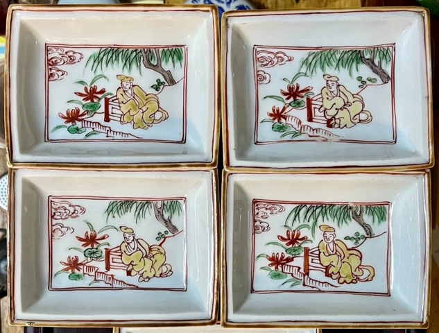 古玩陶瓷五彩小碟真品鑒賞圖