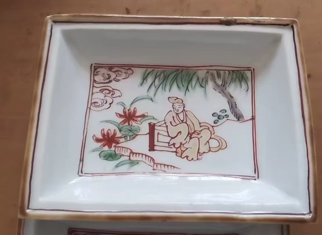 古玩陶瓷五彩小碟真品鑒賞圖