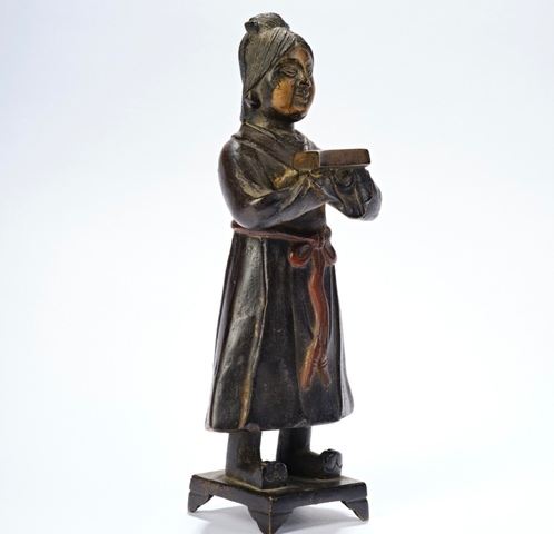 古玩銅器侍女一對真品鑒賞圖