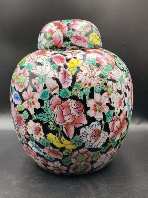 古玩陶瓷粉彩蓋罐真品鑒賞圖