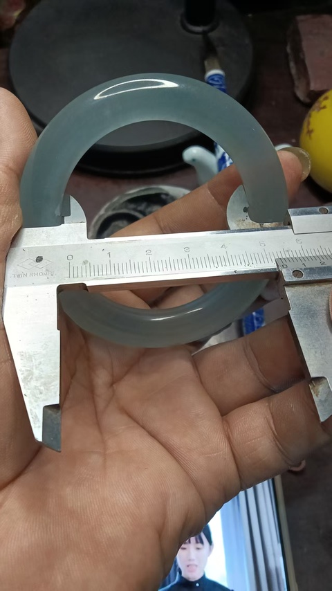 古玩玉器天然翡翠手鐲真品鑒賞圖