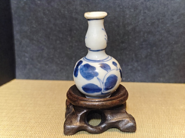 古玩陶瓷青花葫蘆瓶真品鑒賞圖